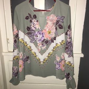 Maurice’s Long Sleeve Top